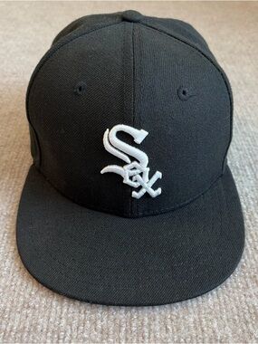 New Era 59 Fifty White Sox Hat Kids 6 3/8